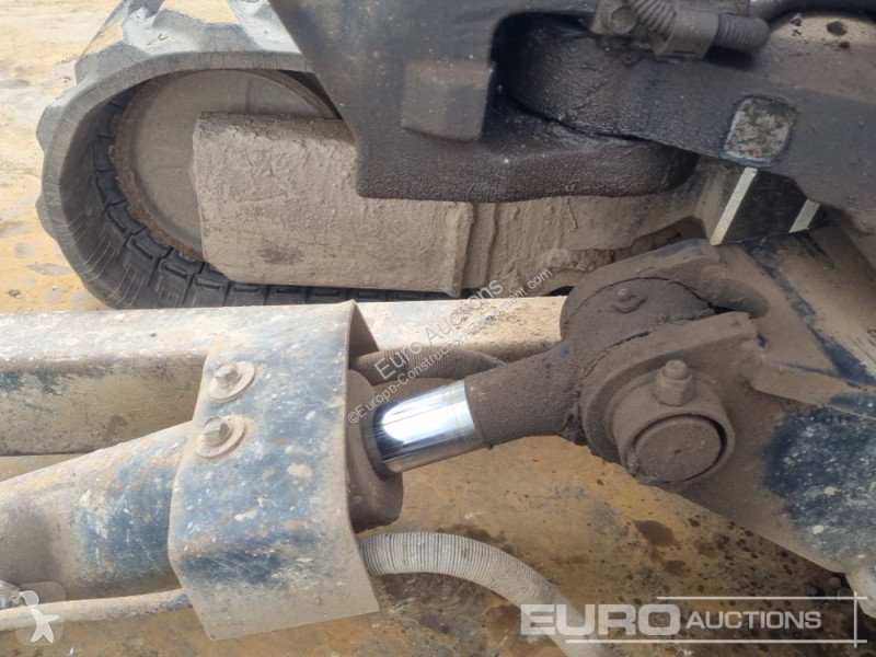 Lopatový nakládač Kubota KX101-3
