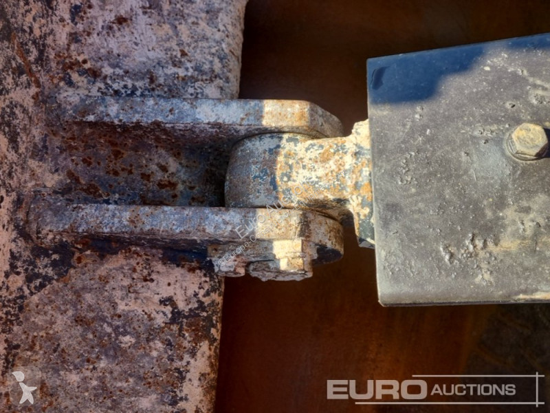 Lopatový nakládač Hitachi ZX26U-5A CLR