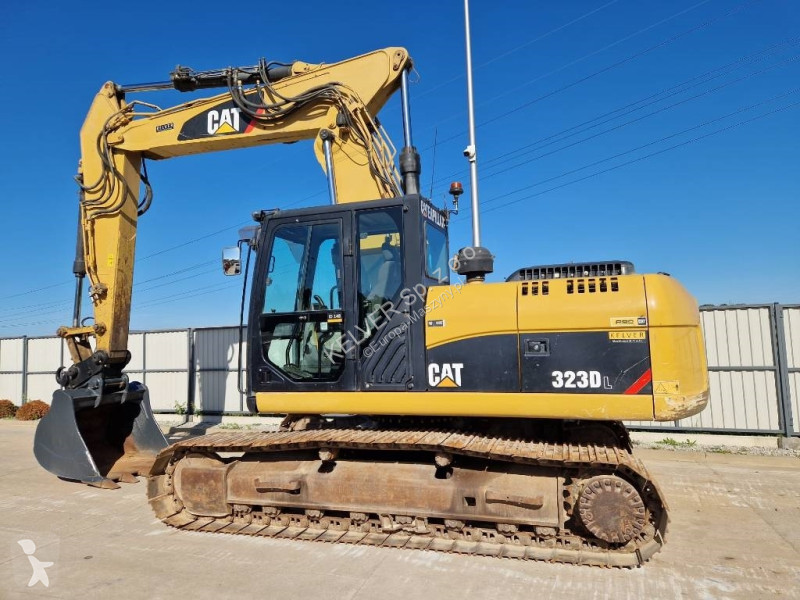 Lopatový nakládač Caterpillar L * 2011r. * 11...