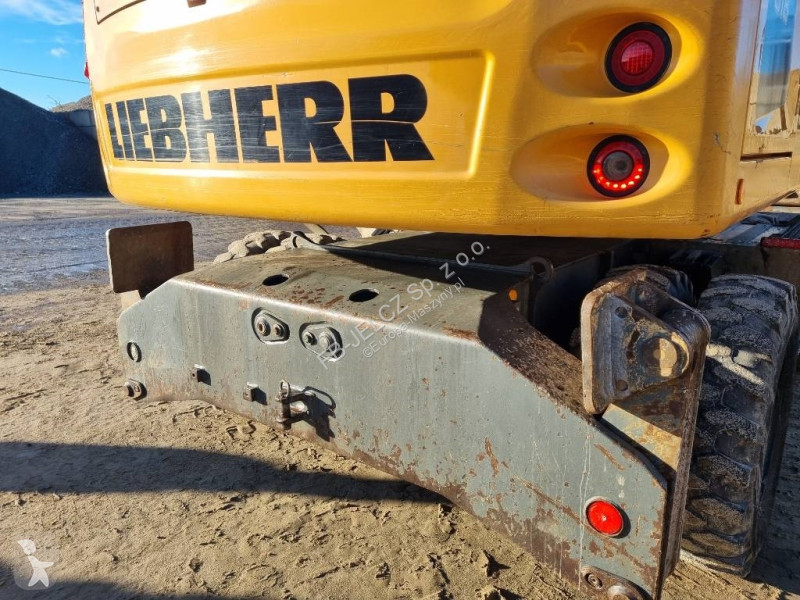 Lopatový nakládač Liebherr A 918