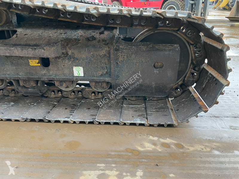 Skovl Komatsu Engcon and 3 x bucket