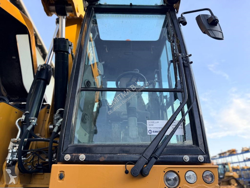 جرافة Caterpillar F