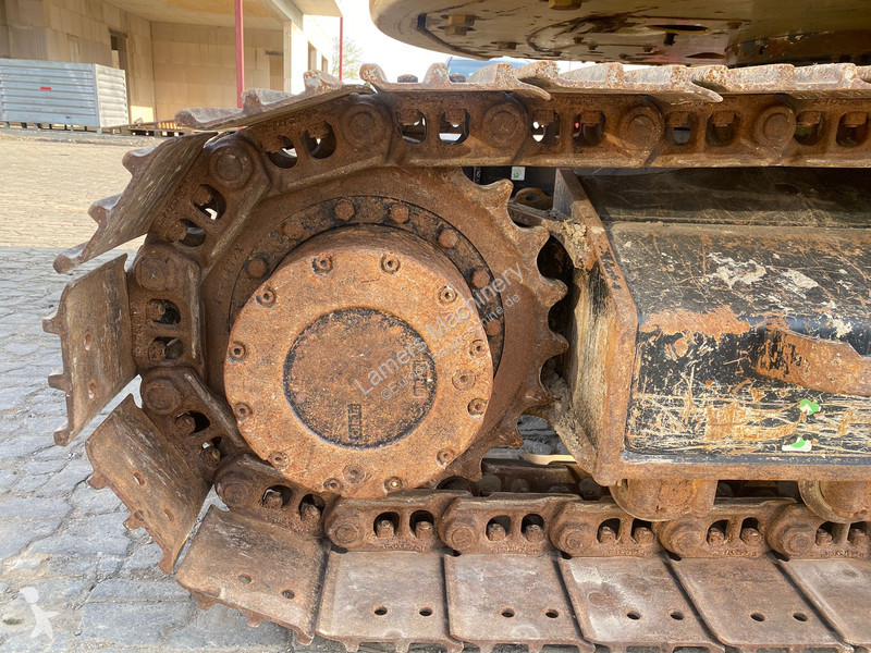 Escavatore Caterpillar GC .
