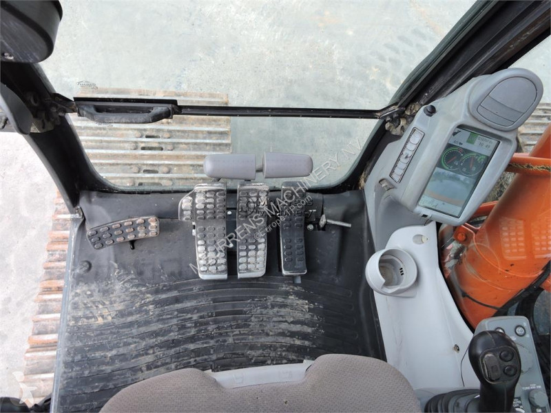 جرافة Hitachi 0
