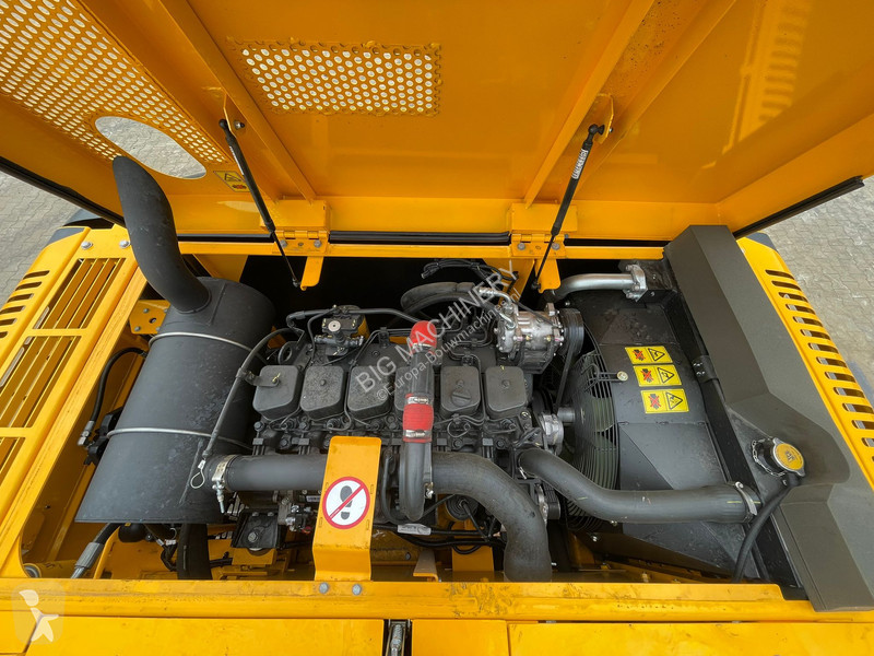 Rýpadlo JCB 245 HD LR