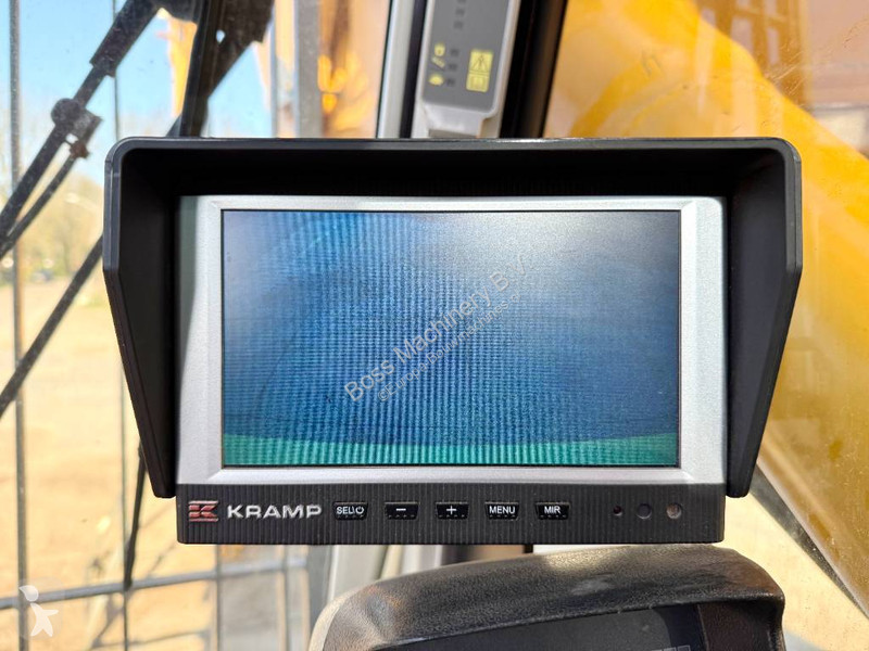 جرافة Liebherr UHD - 23 Meter Demolition Hydr...