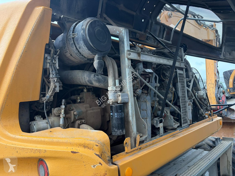 جرافة Liebherr A918