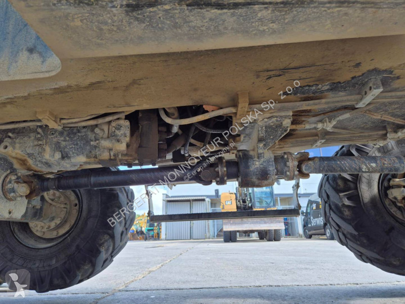 Экскаватор Caterpillar M317F
