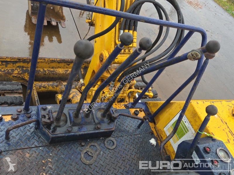 Excavator Komatsu 3