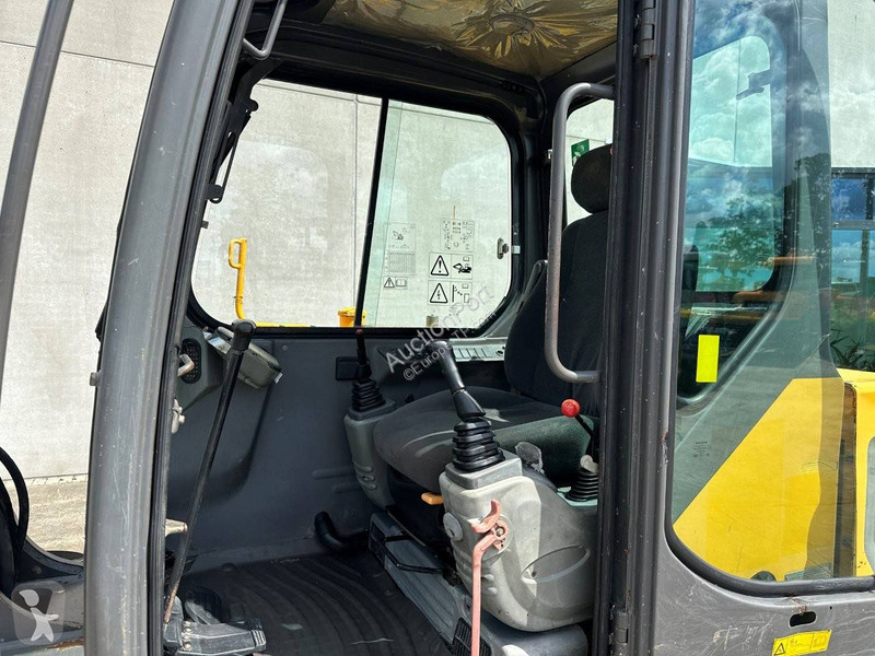 Rýpadlo Volvo D