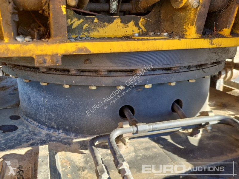جرافة JCB