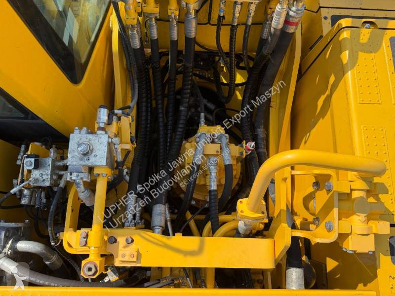 Excavator Komatsu PC360LC-11E0