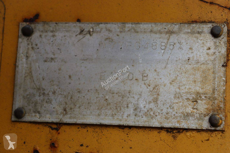 Rýpadlo Caterpillar E70B