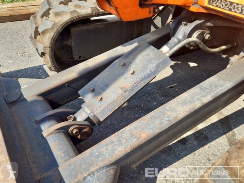 Багер Kubota U274