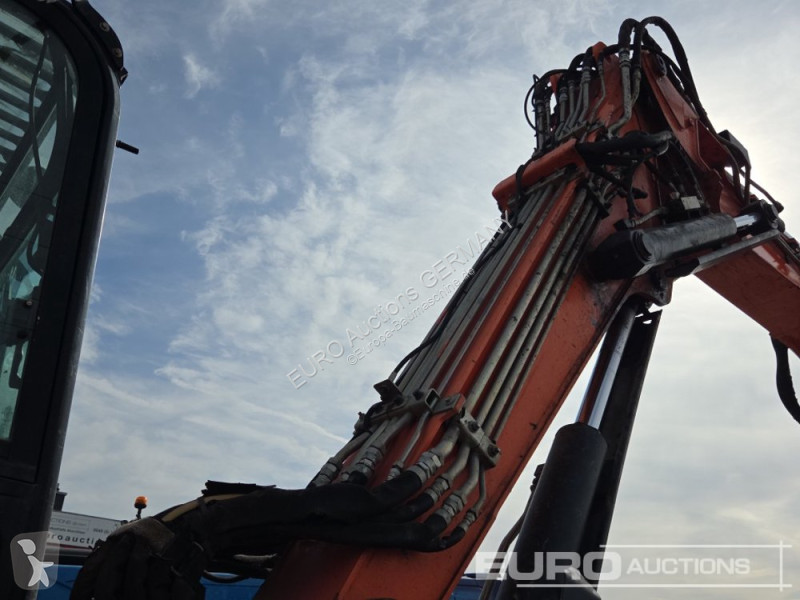 Excavadora JCB 86C-1