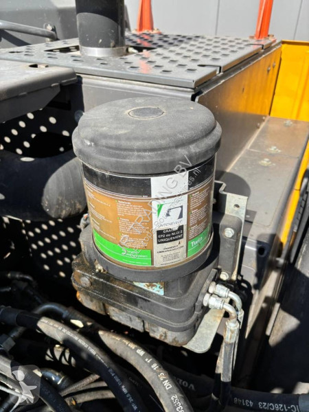 Excavadora Volvo 250 ENL (Two Buckets)