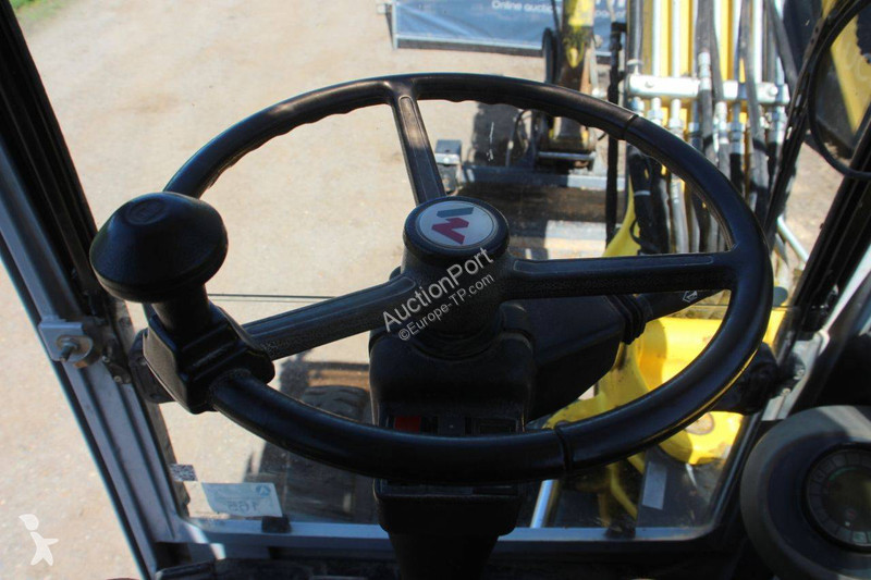 Excavadora Neuson 6503