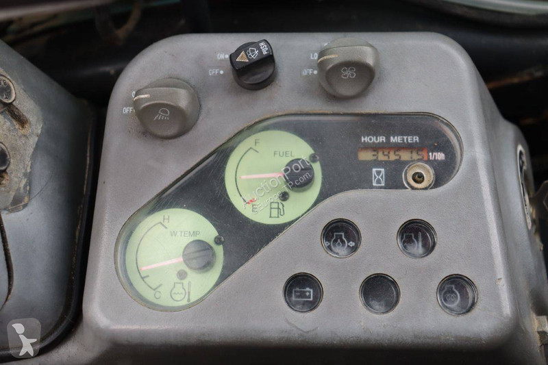 جرافة Yanmar Vi020-4