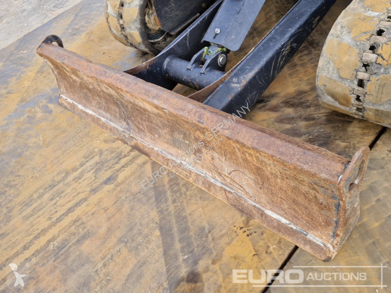 Bobcat E27 excavator