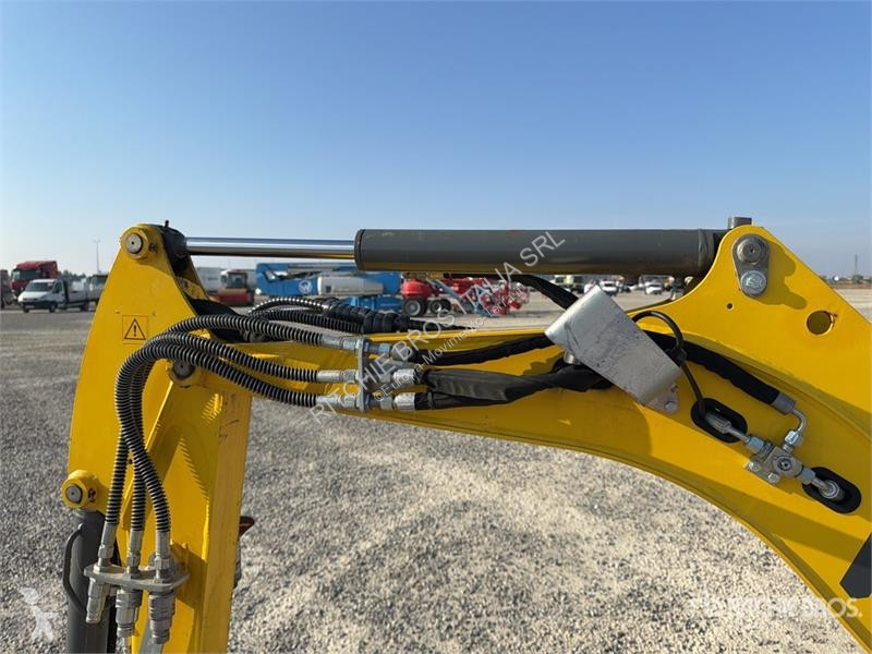 Екскаватор Wacker Neuson E