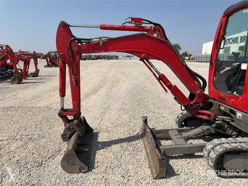 Екскаватор JCB