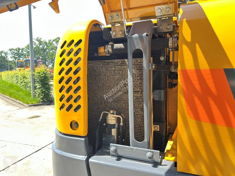 Escavadora LiuGong CLG906E