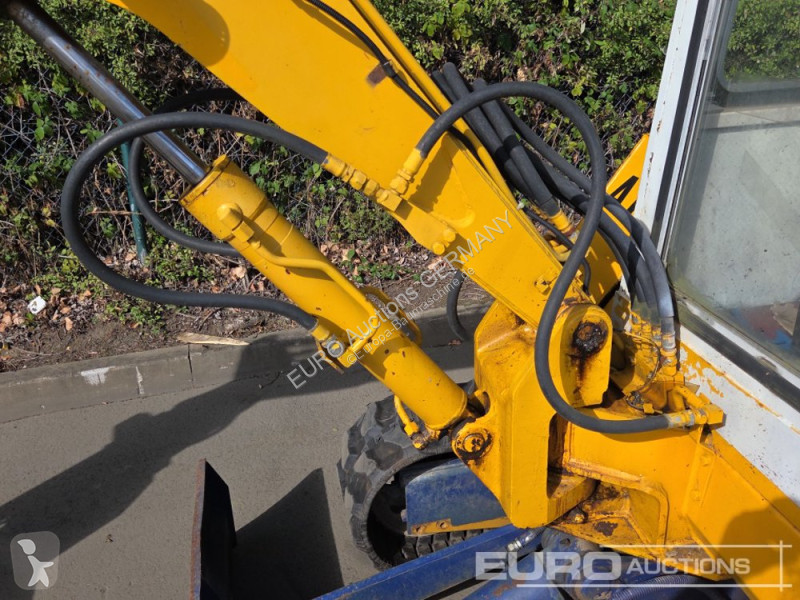 Экскаватор Komatsu 3