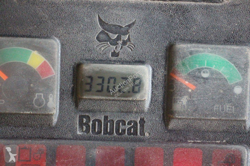 جرافة Bobcat G