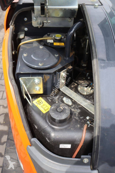 جرافة Hitachi ZX55U6