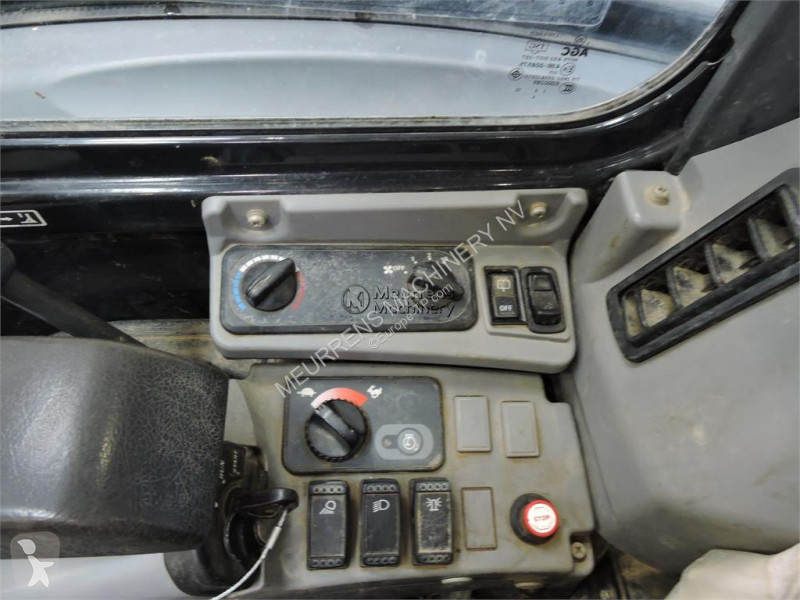 جرافة Kubota U48-4