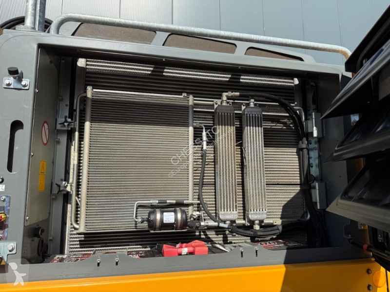 جرافة Liebherr LH 35 M Litronic Timber - LH 35...