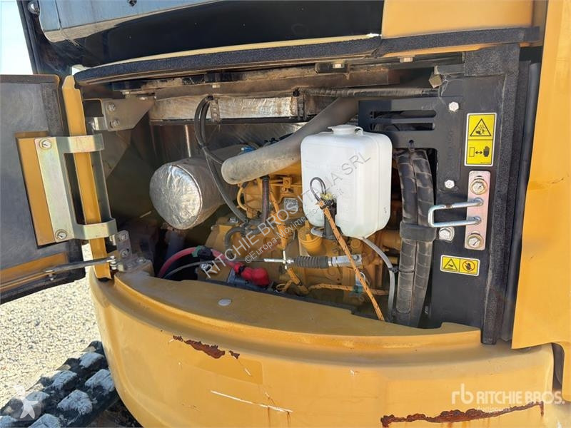 جرافة Caterpillar E Mini Excavator