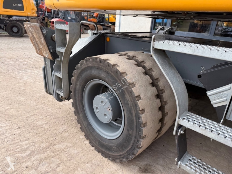 Skovel Liebherr - -