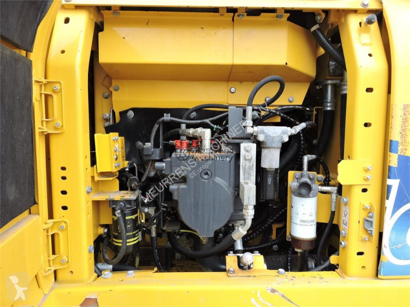 Skovel Komatsu HB215LC / PC210