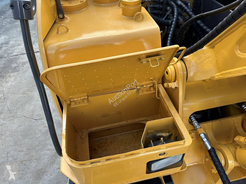 Skovel Komatsu PC60-8