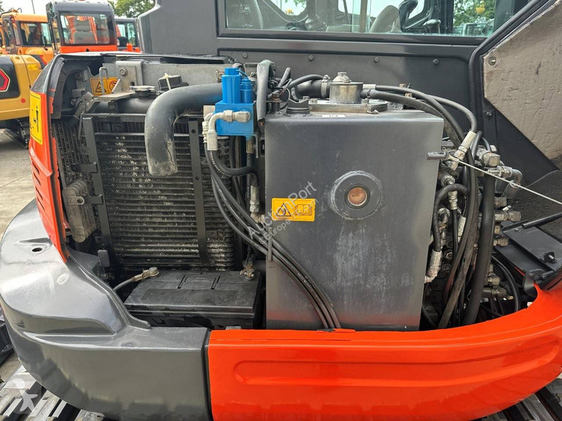 Skovel Kubota SZ