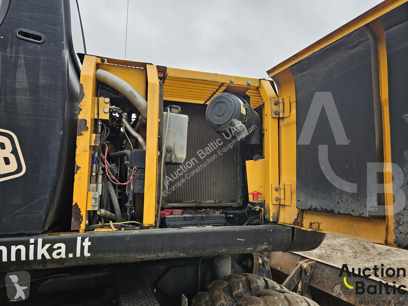 Excavator JCB