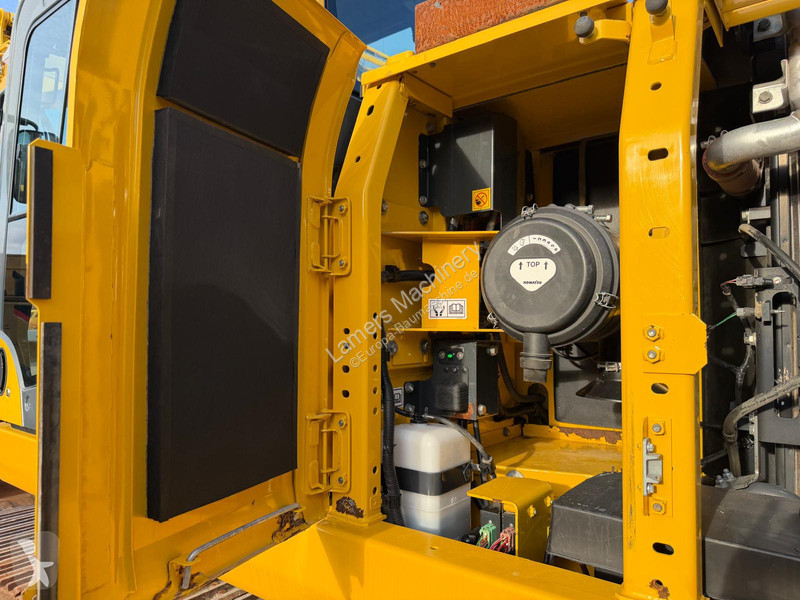 Багер Komatsu PC 210-11 .