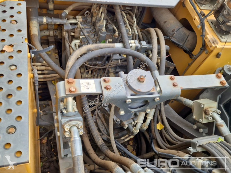 Pelle Volvo EC380EL