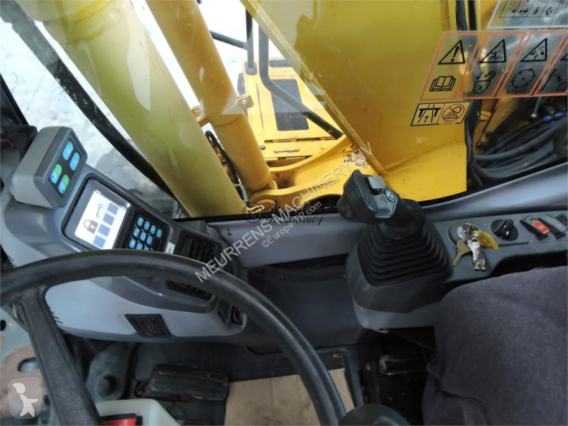 Pelle Komatsu PW140