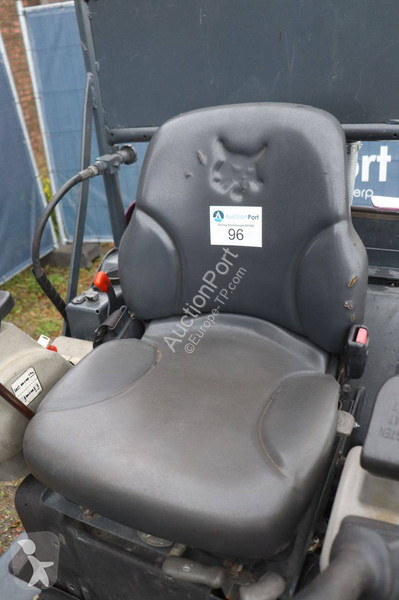 Багер Bobcat