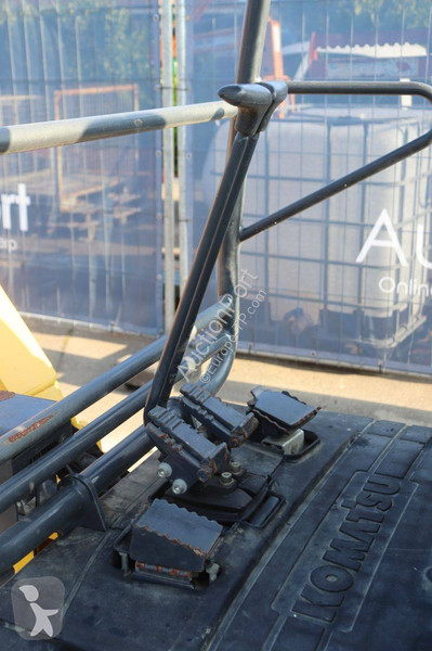 Pelle Komatsu PC14R-3HS