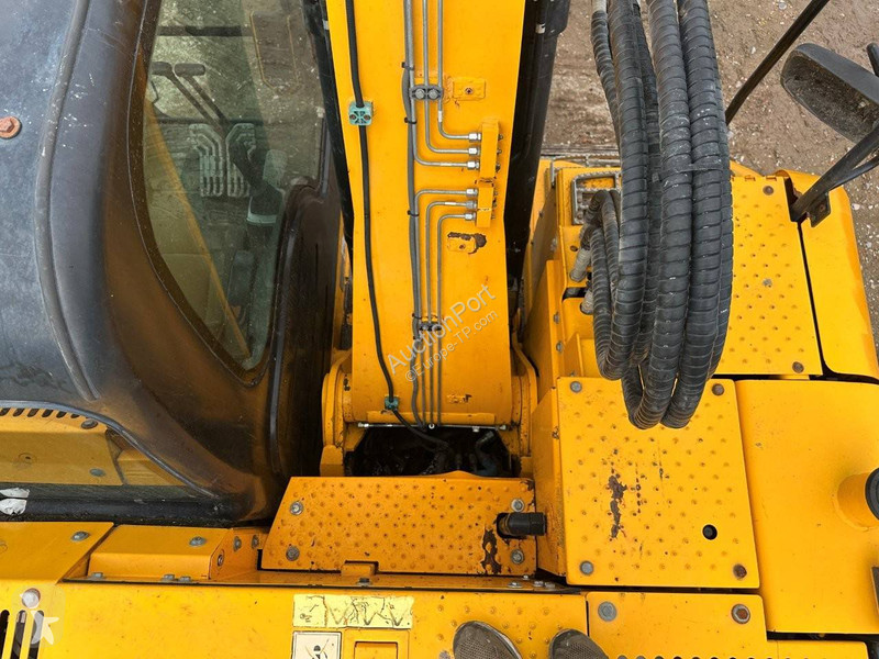 Pelle JCB LC