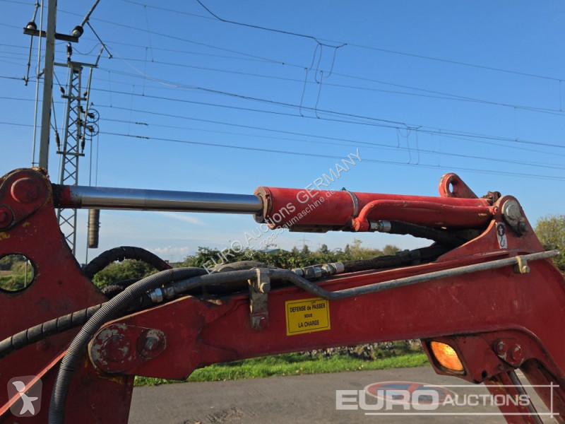 جرافة Yanmar ViO25-4