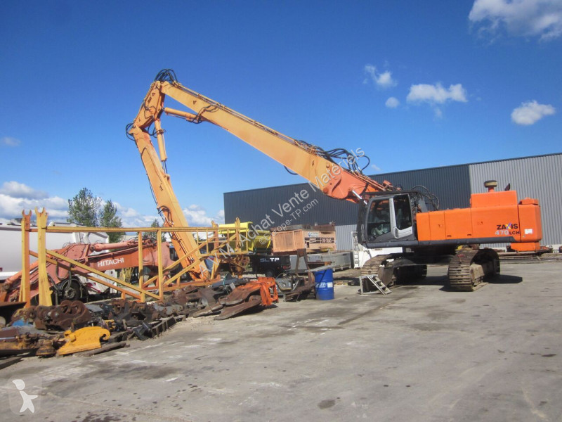 Багер Hitachi