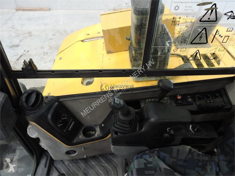 Багер Volvo Automatic Greasing