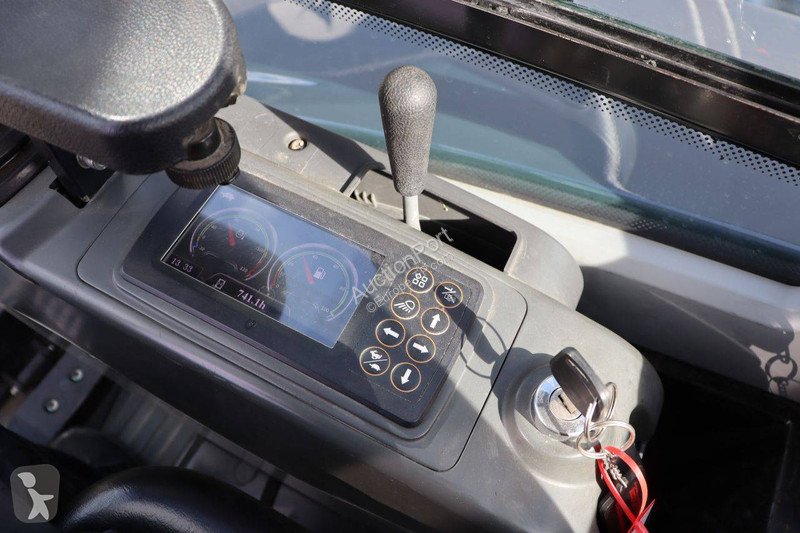 جرافة Eurotrac HE26SR