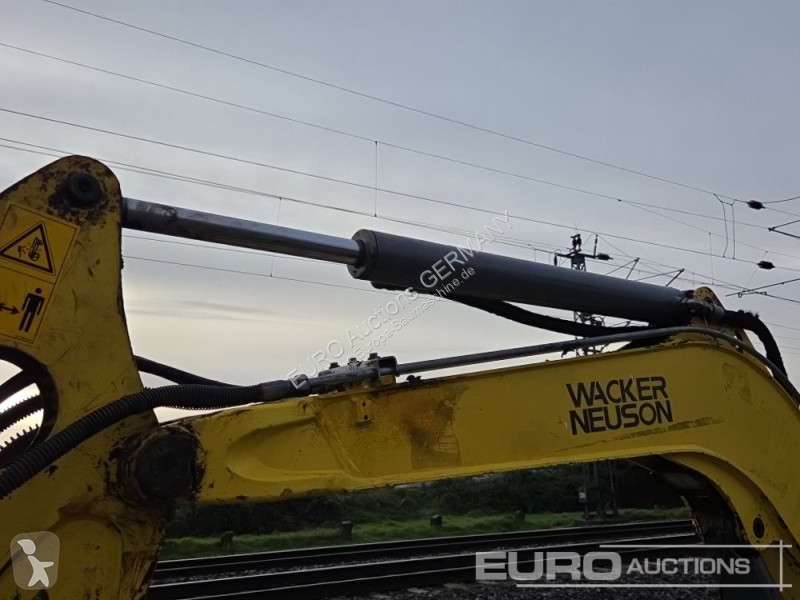جرافة Wacker Neuson EZ38