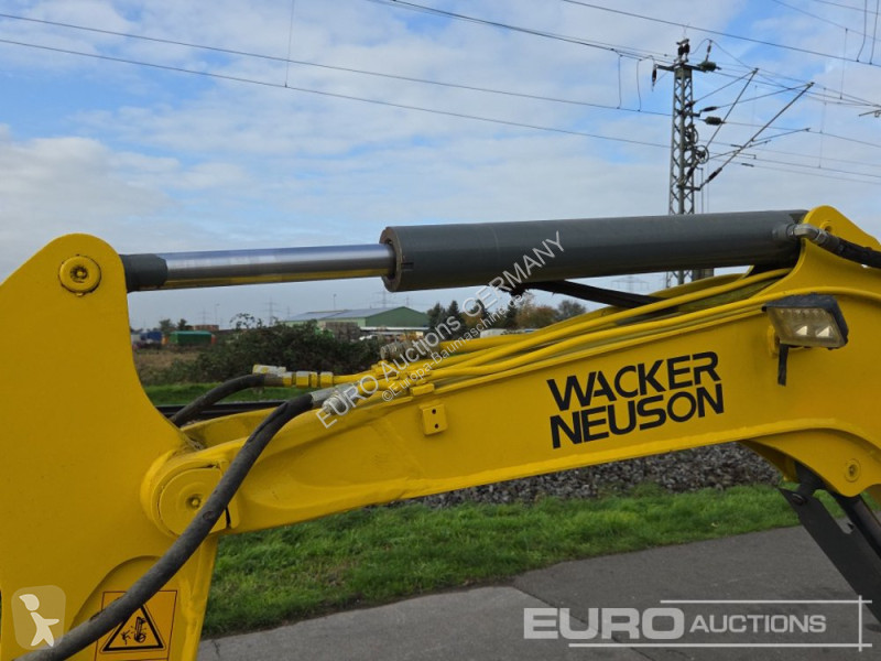 جرافة Wacker Neuson EZ28