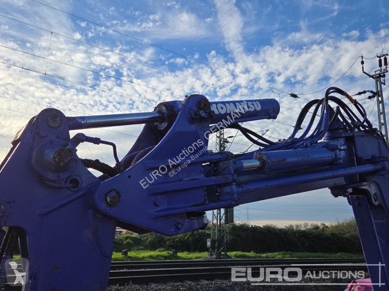 Excavator Komatsu PC28UU-2